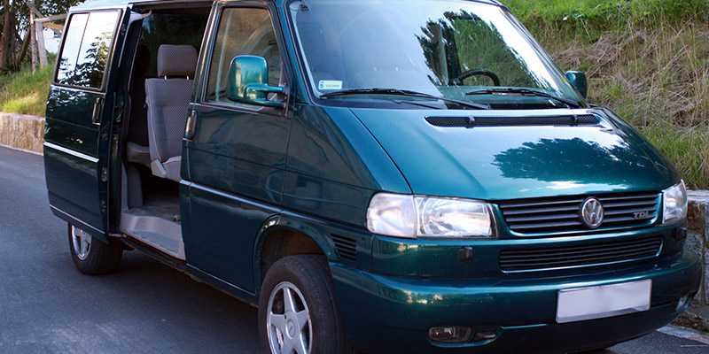 Bus VW Caravelle